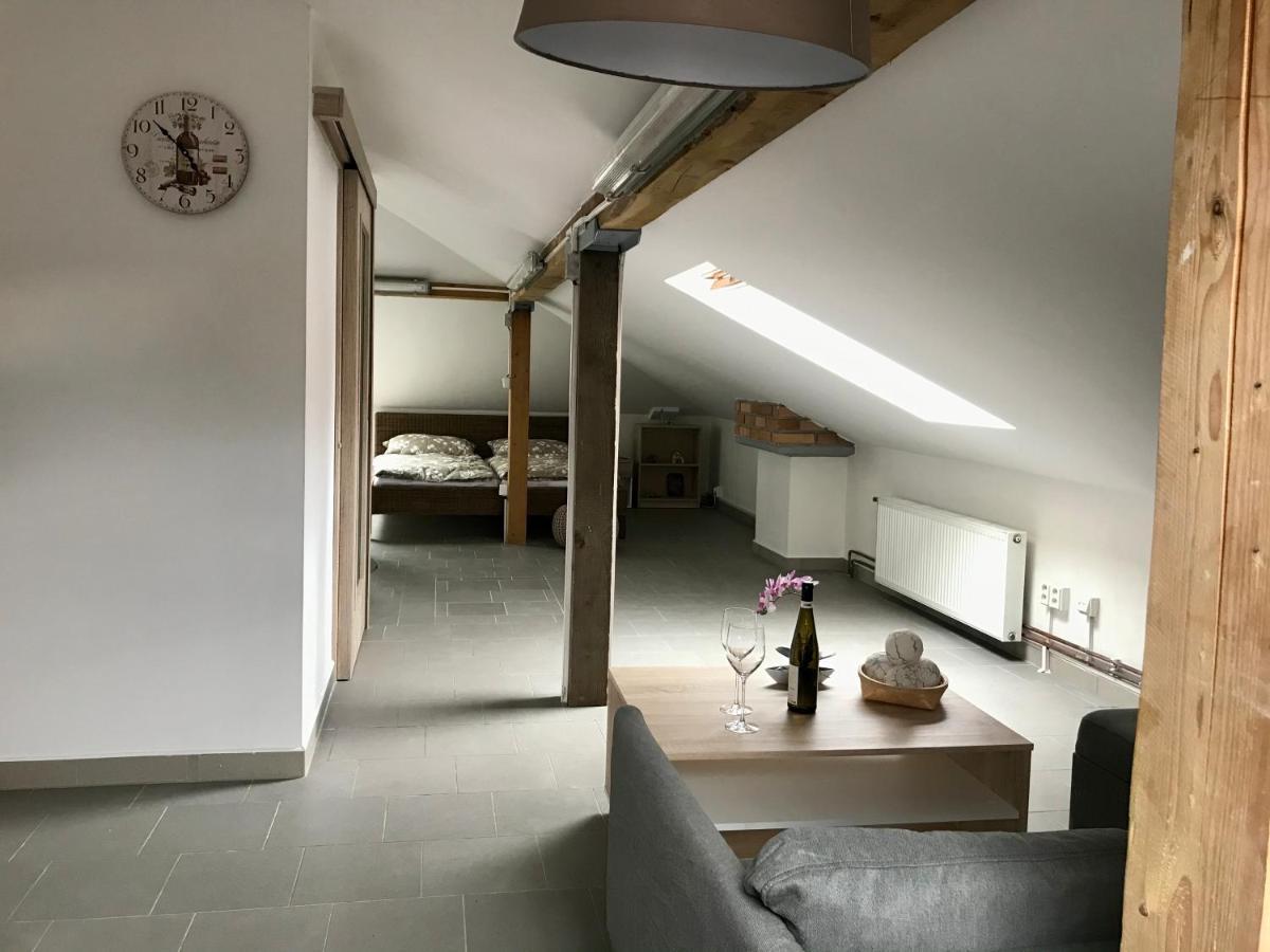 Apartman U Babicky Prag Exterior foto